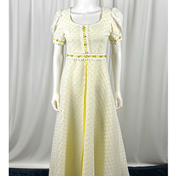 Vintage 1960’s Eyelet Floral Lace Maxi Dress in White + Yellow • Gown - XS/S - Picture 1 of 9
